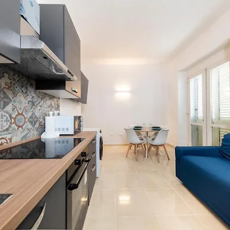 Moderno Bilocale A Due Passi Dal Mare Apartman