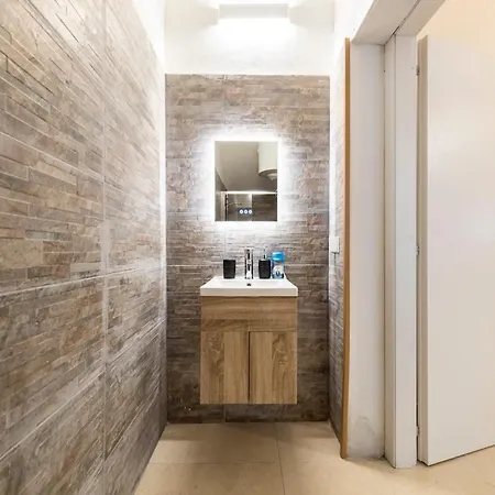 Apartman Moderno Bilocale A Due Passi Dal Mare *
